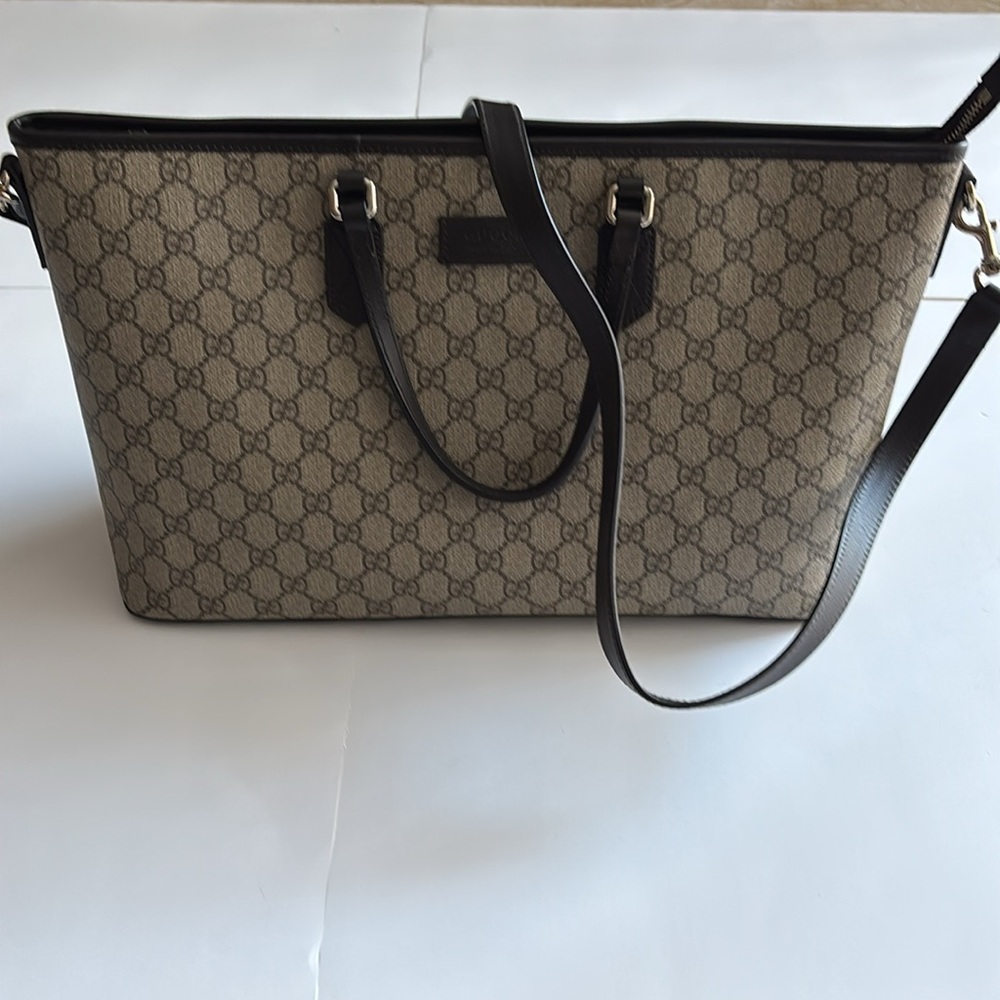 GUCCI GG Supreme Tote 410748